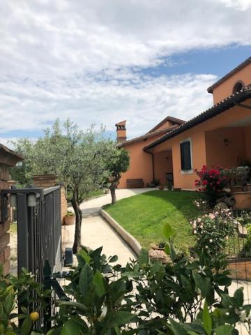 Il Giardino Delle Rose Apartman Spello Kültér fotó